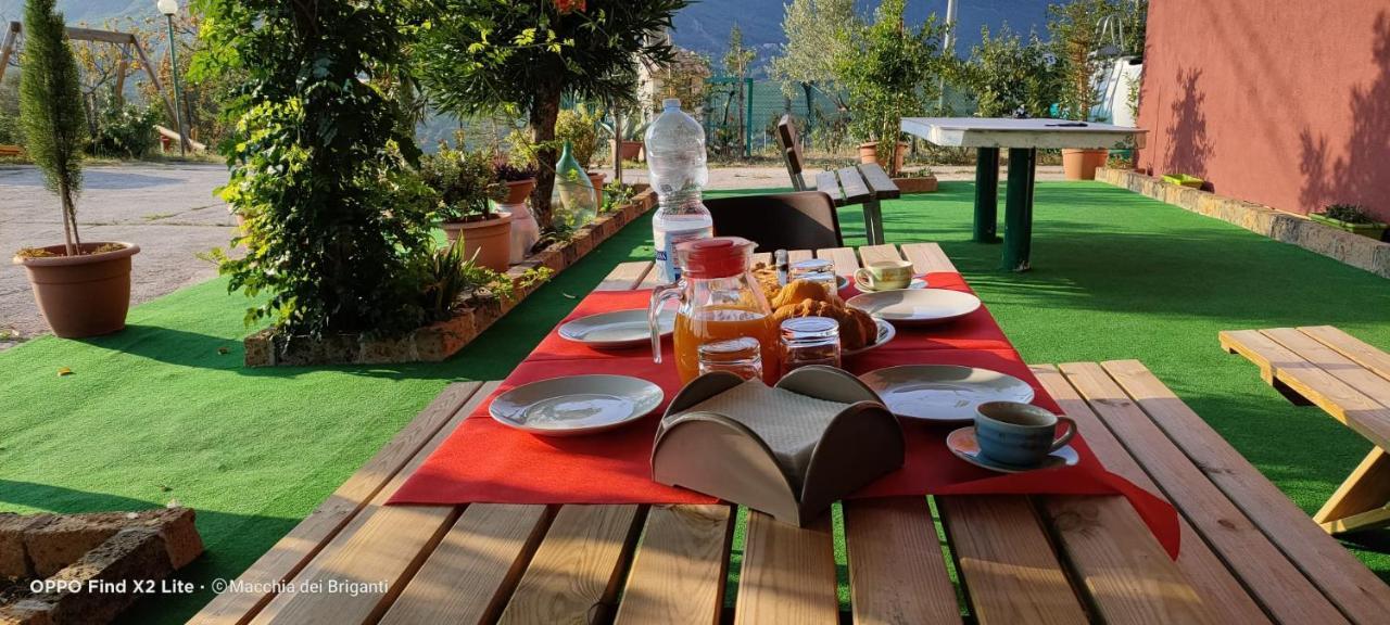Agriturismo Macchia Dei Briganti - B&B Montefalcione Kültér fotó